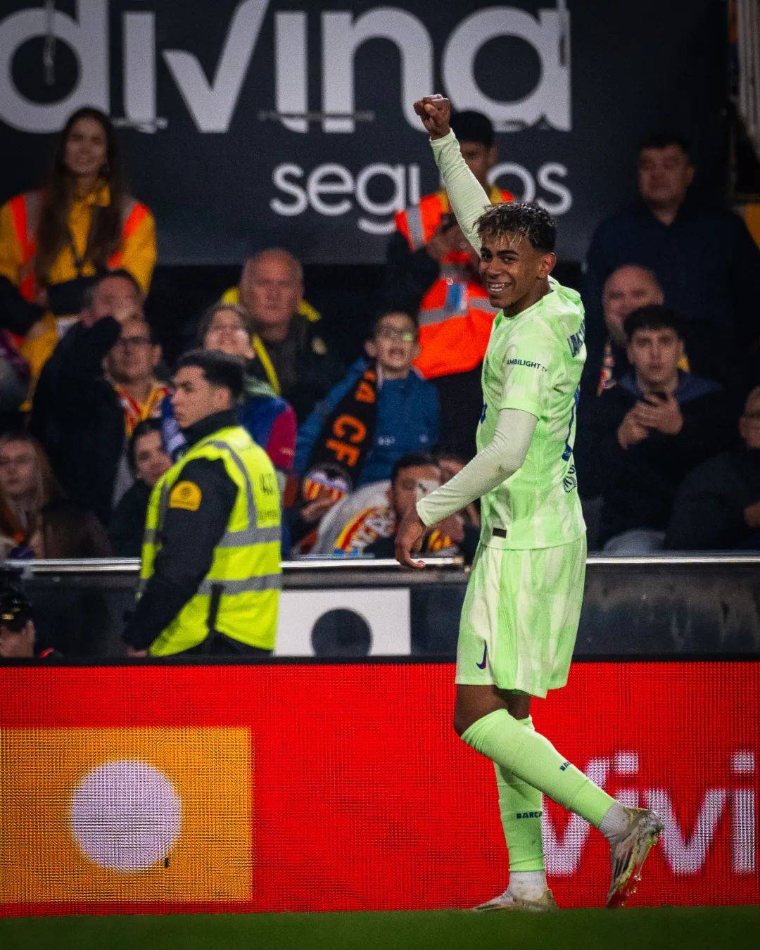 开云官网-关于瓦伦西亚客场少胜对手，保持不败纪录，战绩斐然的信息