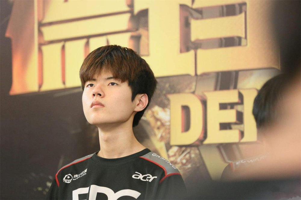 开云体育登录-Excel力克DRX2，Deft一己之力扛起全队的简单介绍