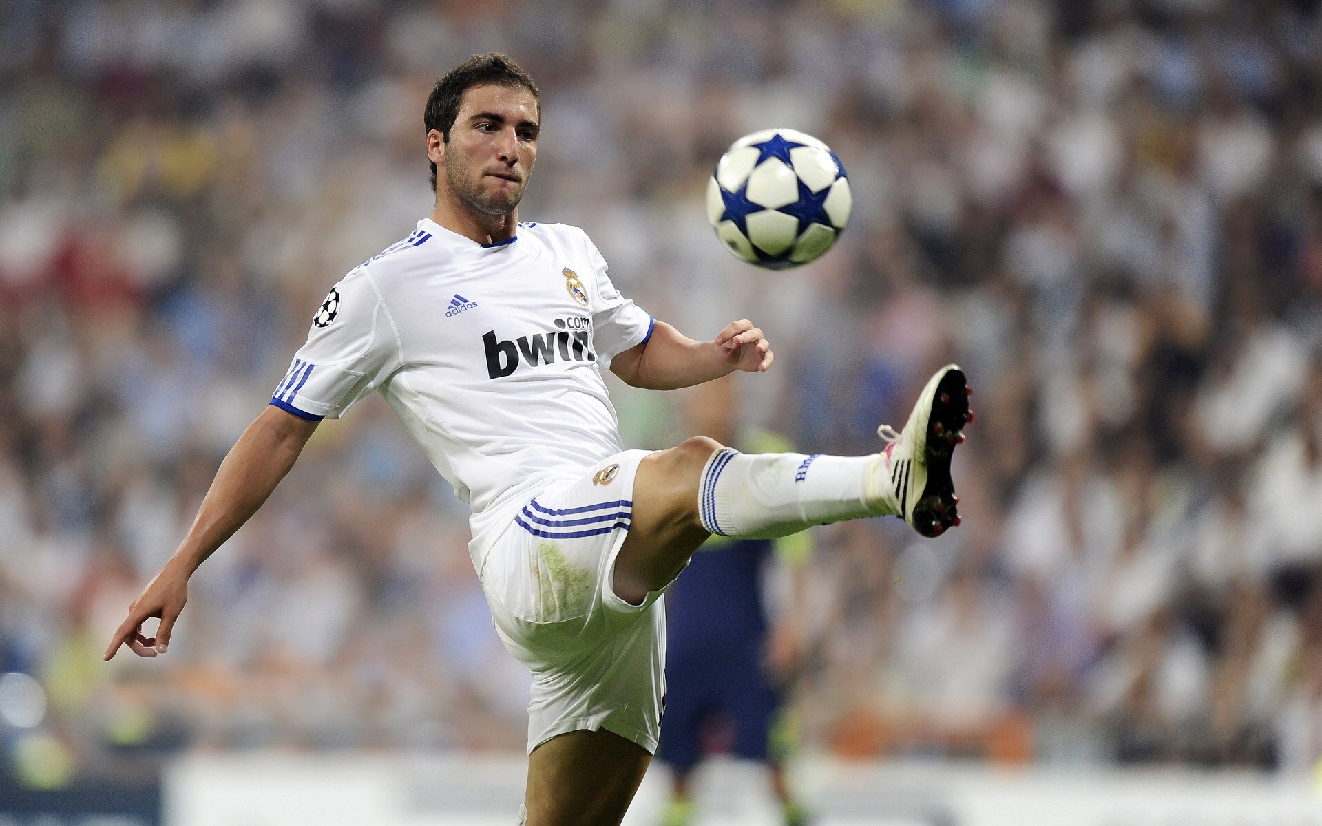 友谊赛的光芒,布鲁诺用一球一助宣告黄色潜水艇的新核诞生