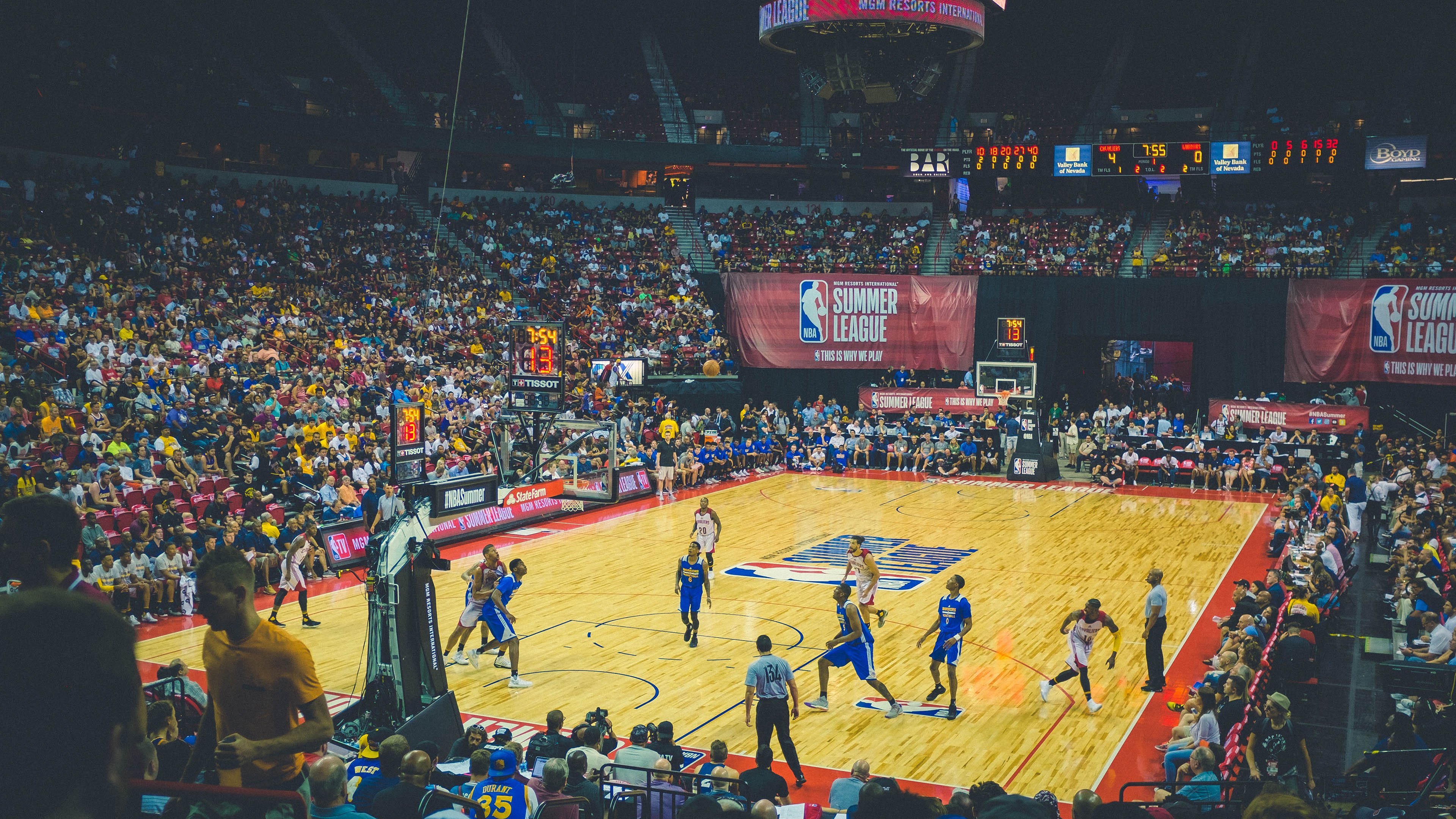 硬骨头啃下天王山！哈利伯顿化身关键先生，公牛的韧性之战